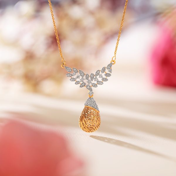Lupine Wood Grain Diamond Necklace - Image 4