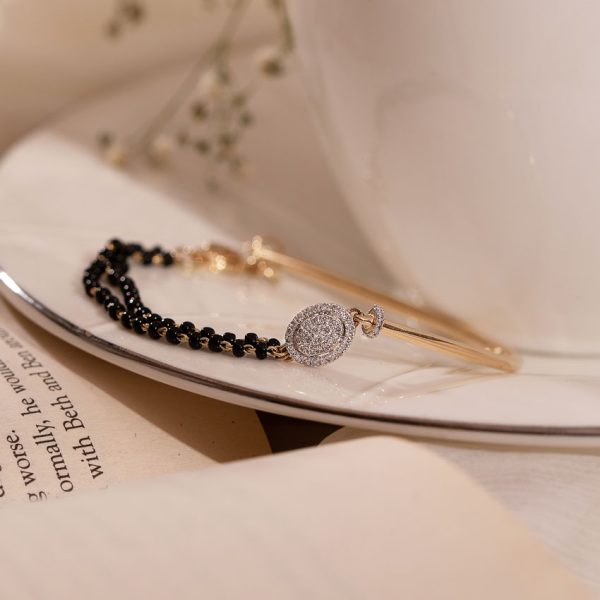 Sanika Diamond Mangalsutra Bracelet - Image 3
